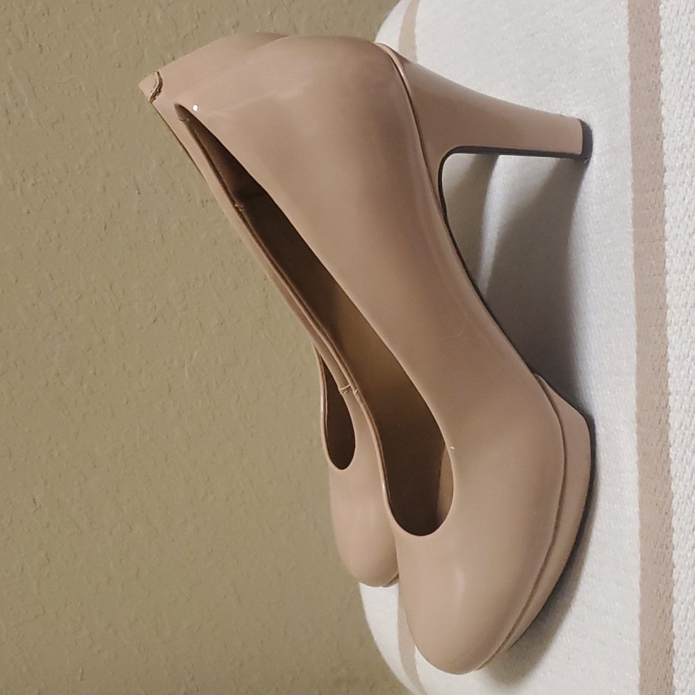 Clarks Pump